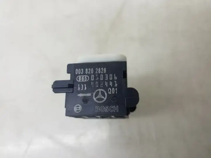 Mercedes-Benz ML W164 (2005 - 2011) A0038202826 Датчик удара SRS — фото 2