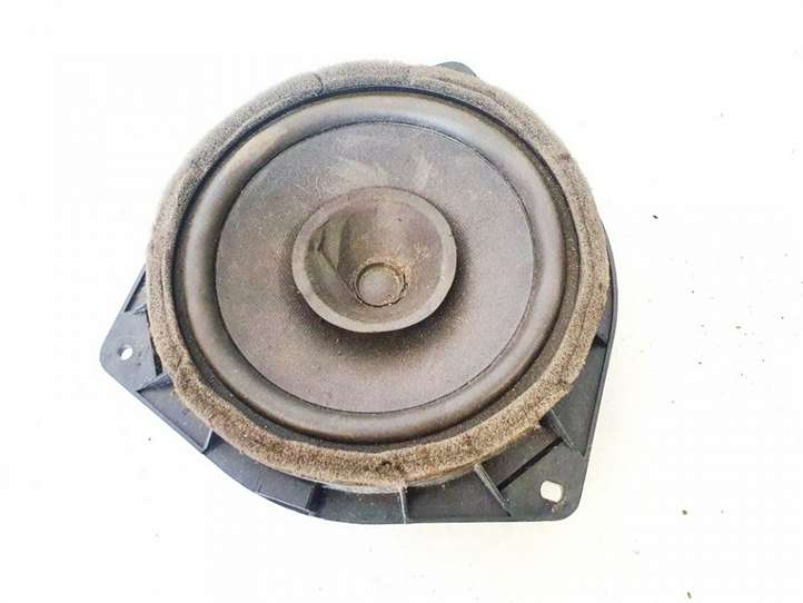 Toyota Avensis T250 (2003 - 2006)  8616002370 Громкоговоритель (громкоговорители) в передних дверях