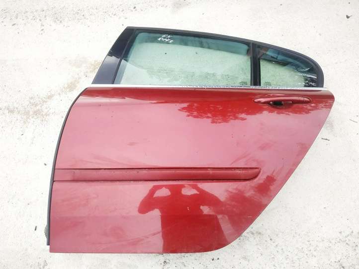Renault Laguna (2007 - 2015)  raudonos Задняя дверь