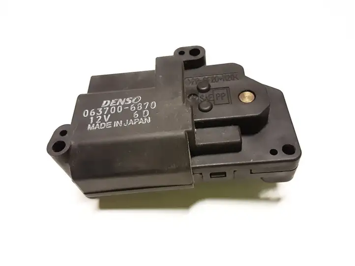 Land Rover Discovery (1998 - 2004) 0637006870 Двигатель задвижки потока воздуха — фото 1