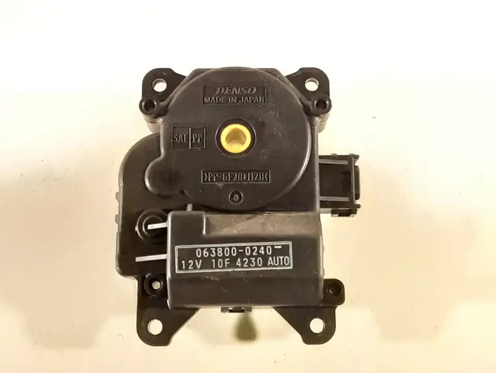 Toyota Prius (XW20) (2003 - 2009) 0638000240 Двигатель задвижки потока воздуха — фото 1