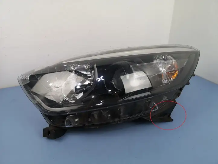Renault Captur (2013 - 2020) 260607391R Передняя фара — фото 1