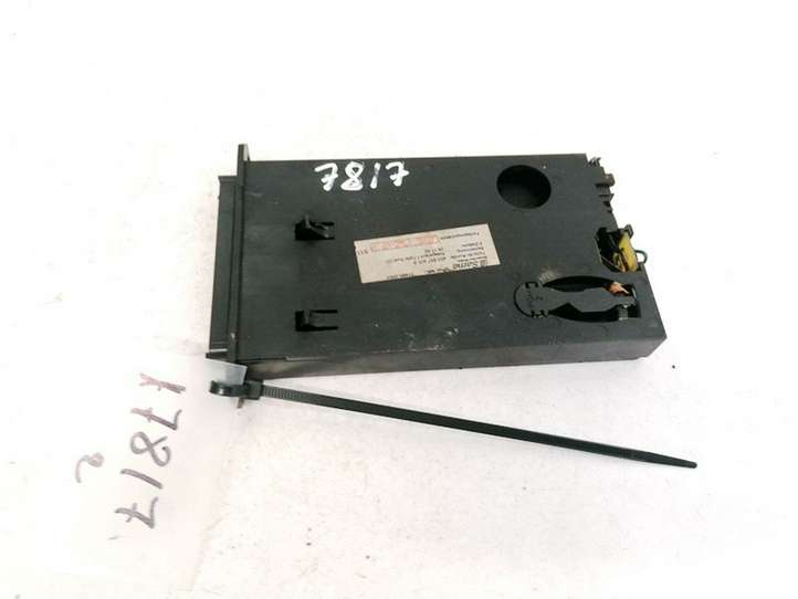 Audi A8 (2002 - 2005)  4E0857925A Передний держатель чашки