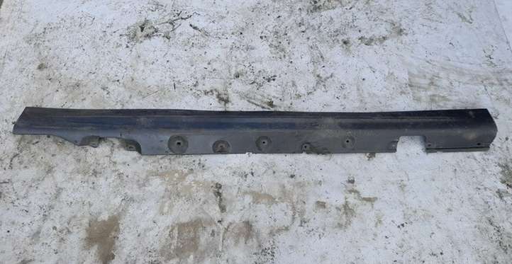 BMW 3 E46 (1998 - 2005)  51718209756 Порог
