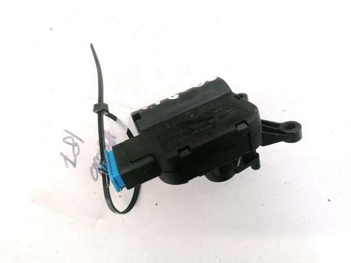 Volkswagen Touareg I (2002 - 2010)  0132801320 Двигатель задвижки потока воздуха