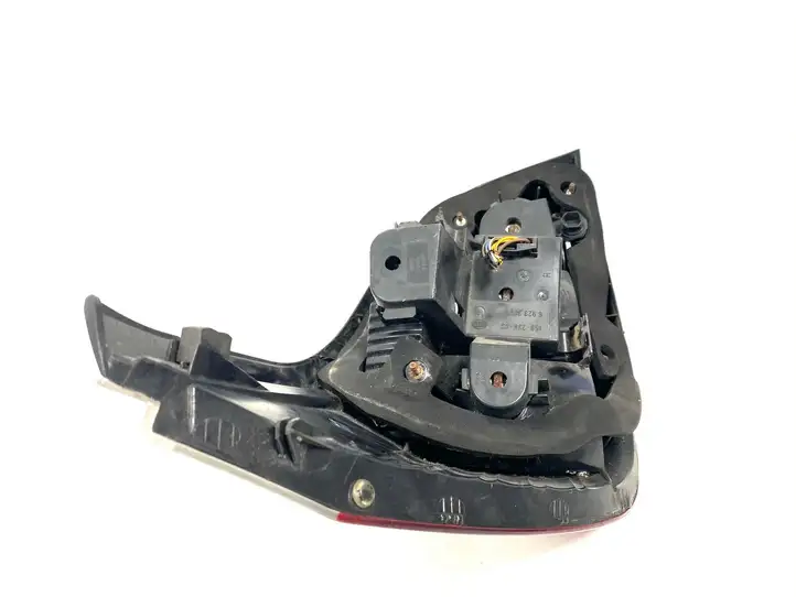 BMW 5 E60 E61 (2004 - 2010) 7165738 Задний фонарь в кузове — фото 6