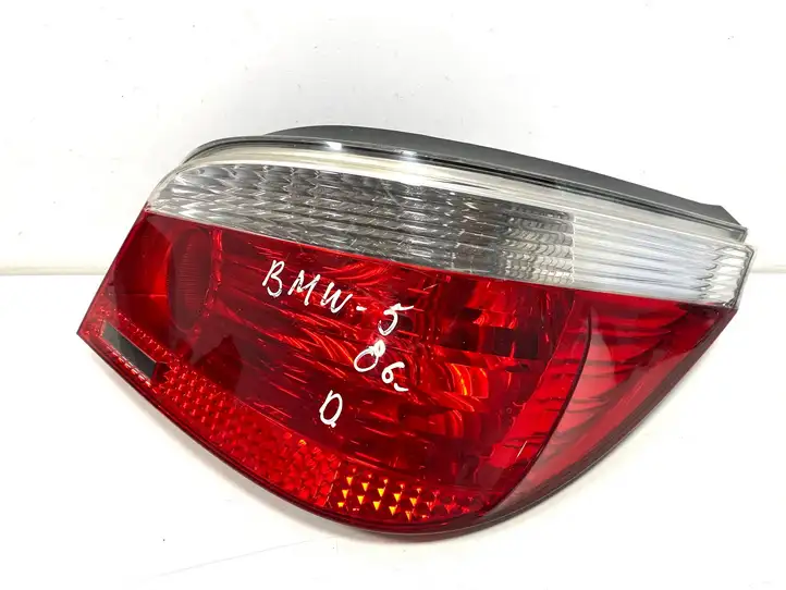 BMW 5 E60 E61 (2004 - 2010) 7165738 Задний фонарь в кузове — фото 1