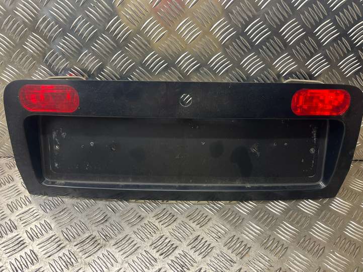 Audi A6 (2001 - 2004)  4B9945695 Освещение номера