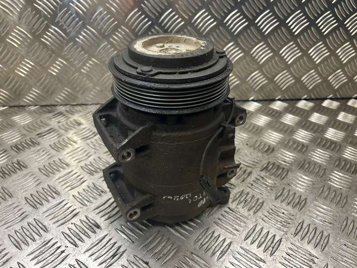 Volvo S80 (1998 - 2004)  8684287 Компрессор (насос) кондиционера воздуха