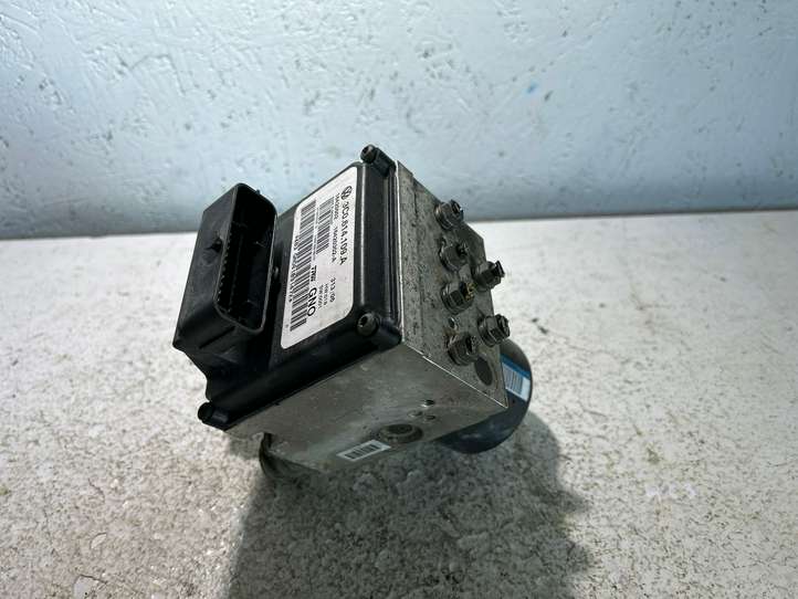 Volkswagen PASSAT B6 (2005 - 2010)  3C0614109A Блок ABS