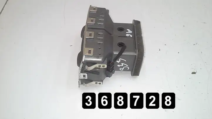 Audi A6 S6 C5 4B (2001 - 2004) # 4F0819203B Центральный воздушный дефлектор — фото 3