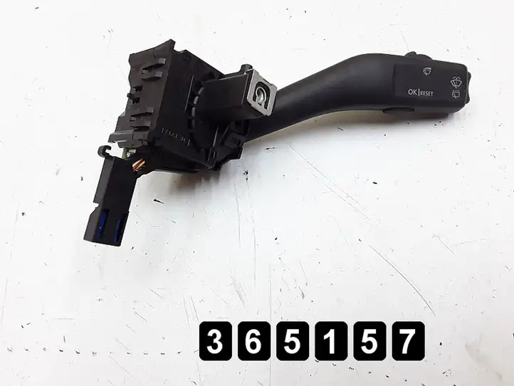 Skoda Octavia Mk2 (1Z) (2004 - 2013) 1K0953519A Другие включатели / ручки/ переключатели — фото 1