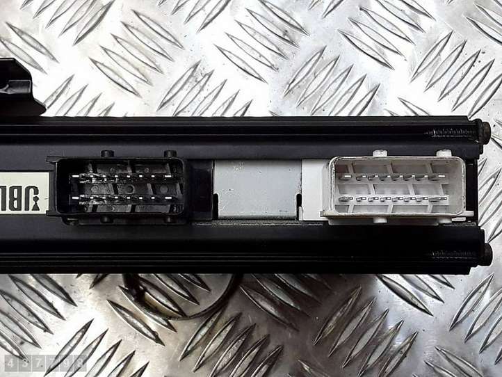 Citroen C6 (2005 - 2012)  9662695480 Звукоусилитель