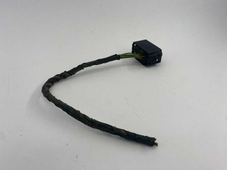 BMW 5 E60 E61 (2004 - 2010)  8373630 Проводка датчиков парковки