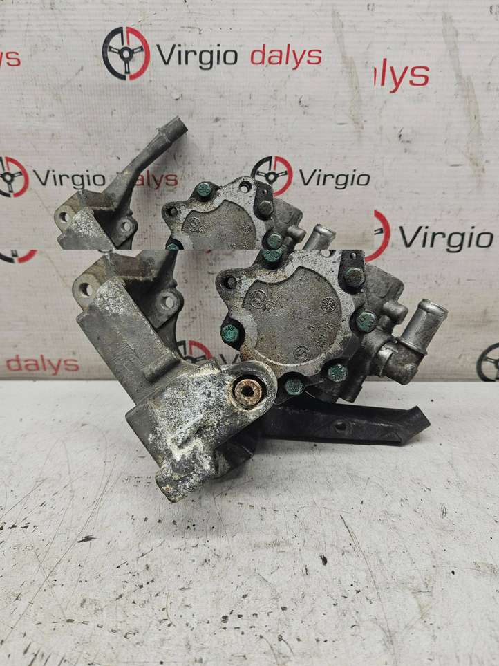 Audi A6 (2004 - 2008)  8D0145156F Насос усилителя руля (гур)