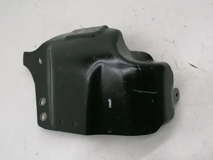 Renault Master III (2010 - ) 040114A Прочие детали моторного отсека — фото 2