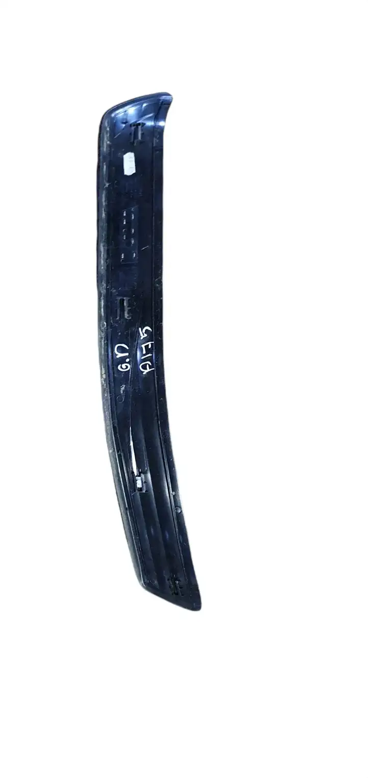 BMW 5 E60 E61 (2004 - 2010) 51477034306 Внутренняя отделка заднего порога — фото 2