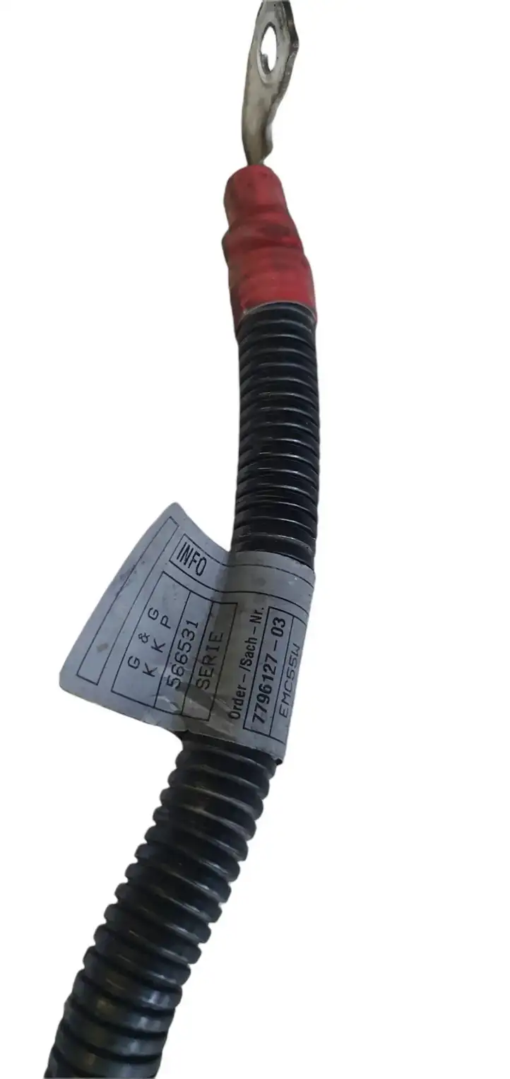 BMW X5 E70 (2006 - 2013) 779612703 Плюсовой провод аккумулятора — фото 3
