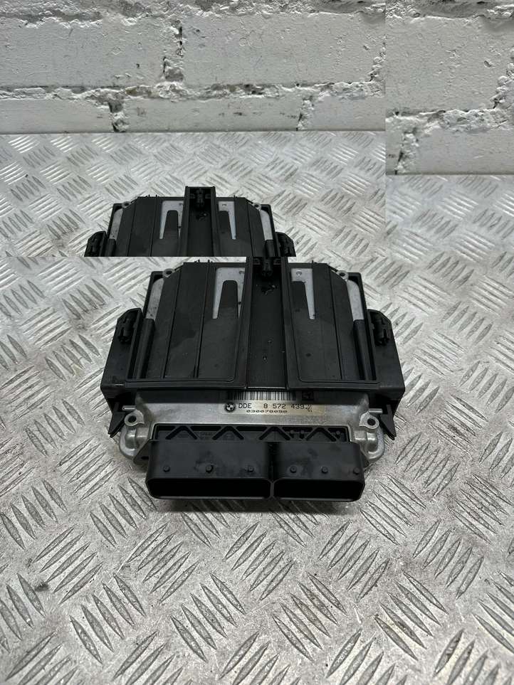 BMW 3 F30 F35 F31 (2012 - 2018)  8572439 Блок управления двигателя