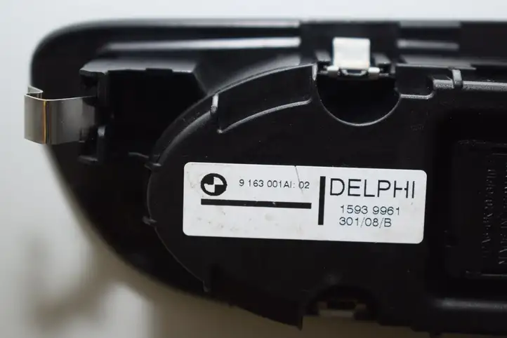 BMW 1 E81 E87 (2004 - 2011) 9163001 Кнопка стеклоподъемников — фото 2