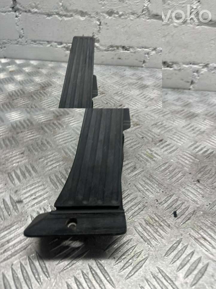 BMW 3 F30 F35 F31 (2012 - 2018)  6853175 Педаль акселератора
