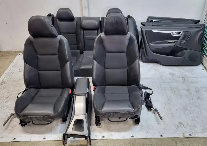 Volvo S60 (2004 - 2010) 30068729 Комплект отделки дверей — фото 1