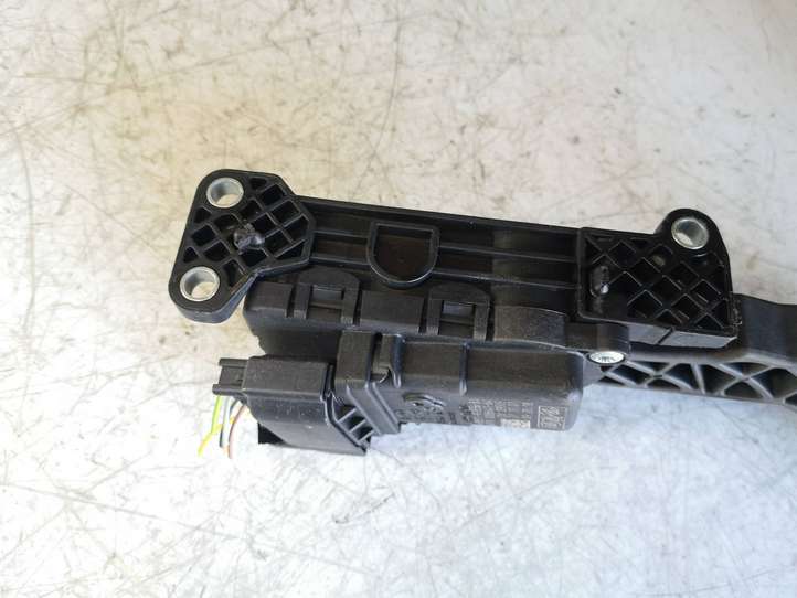 Ford Focus (2005 - 2008)  4M519F836BJ Педаль акселератора