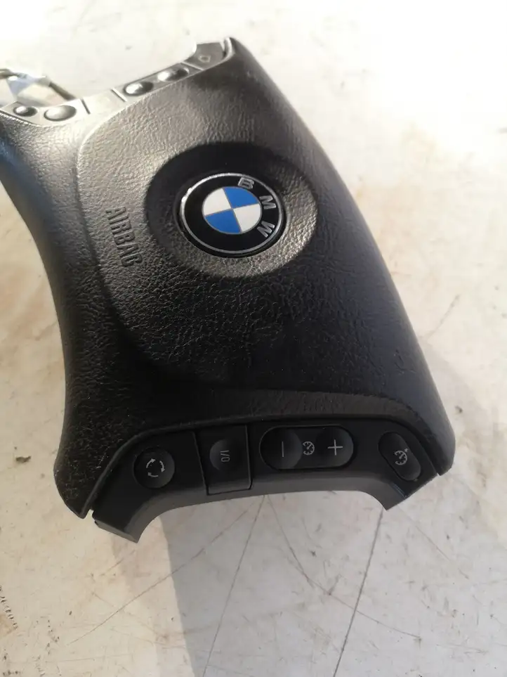 BMW 5 E39 (1996 - 2003) Подушка безопасности руля — фото 3