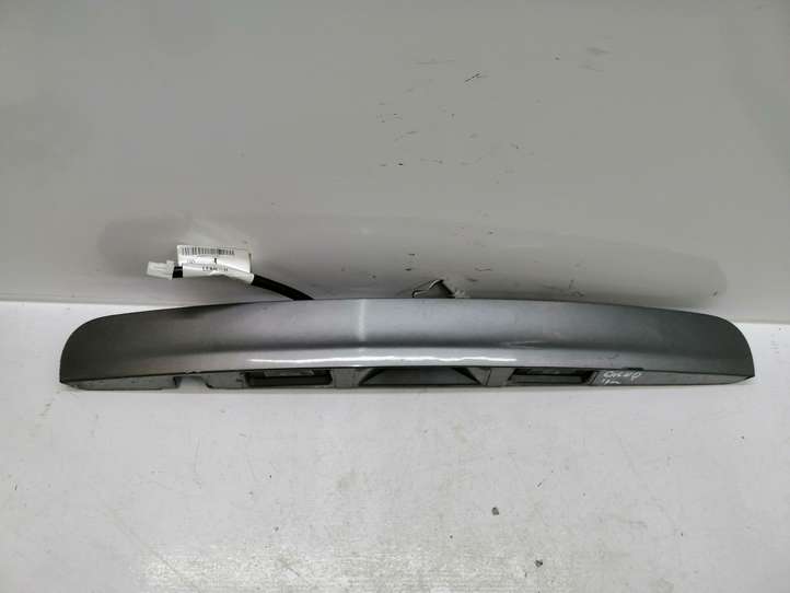 Nissan Qashqai (2010 - 2013)  24055JD00A Освещение номера
