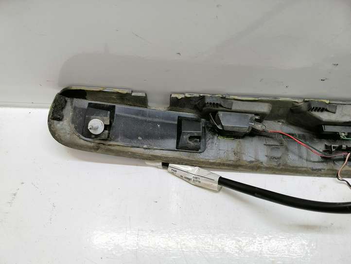 Nissan Qashqai (2010 - 2013)  24055JD00A Освещение номера