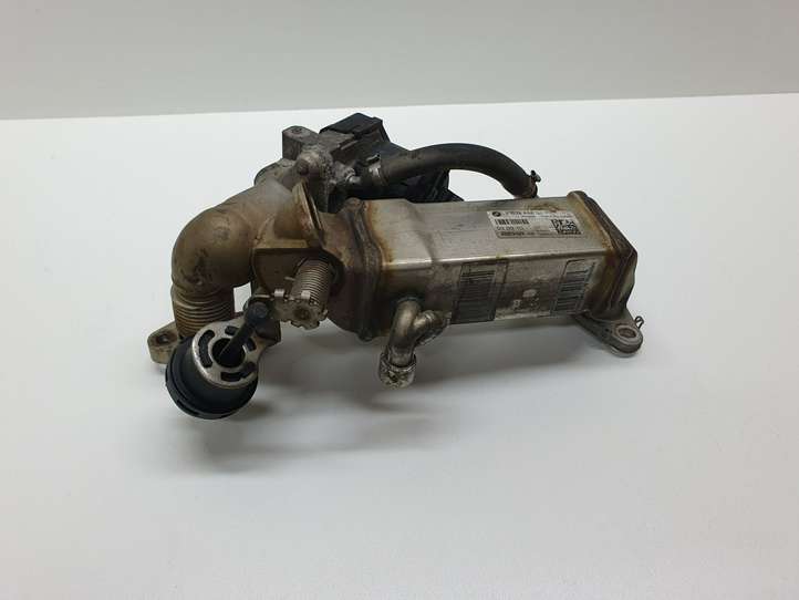 BMW 5 F10 F11 (2009 - 2016)  7805446 Охладитель EGR