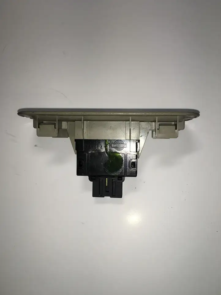 Nissan Murano Z51 (2009 - 2016) PK7590970 Кнопка закрытия багажника — фото 1