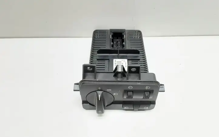 BMW 3 E46 (1998 - 2005) 6907947 Включатель фонарей — фото 1