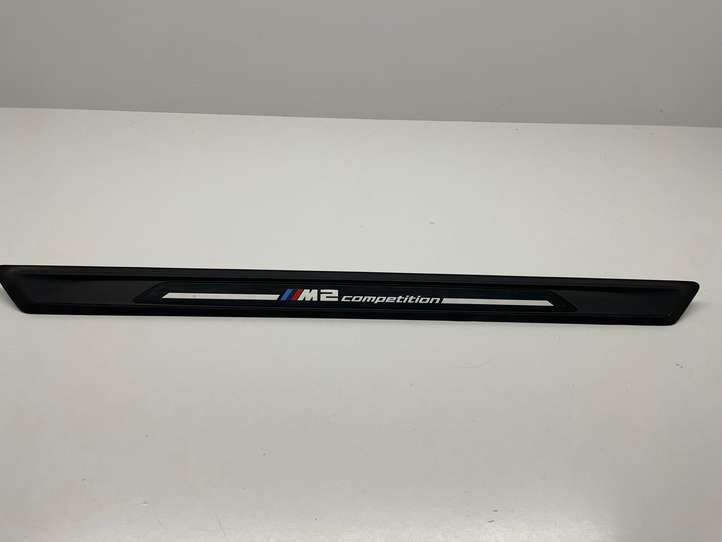 BMW M2 F87 (2018 - )  7345103 Комплект обшивки порога (внутренний)