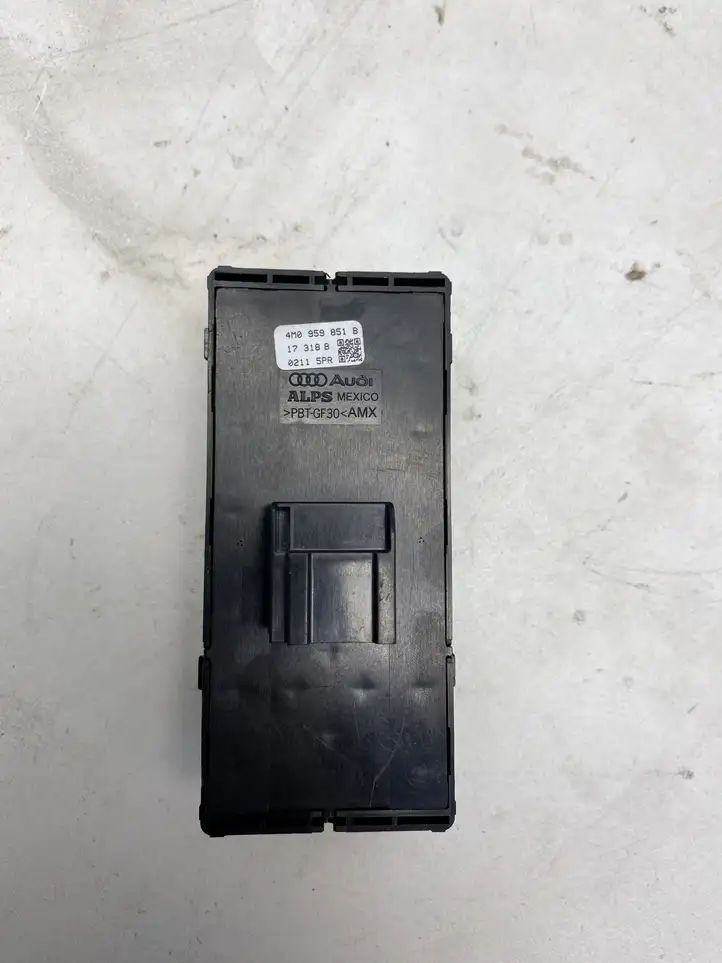 Audi A4 S4 B9 (2015 - 2019) 4M0959851B Кнопка стеклоподъемников — фото 2