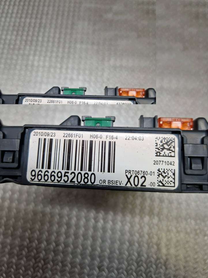 Citroen C3 Picasso (2010 - 2017)  9666952080 Блок предохранителей