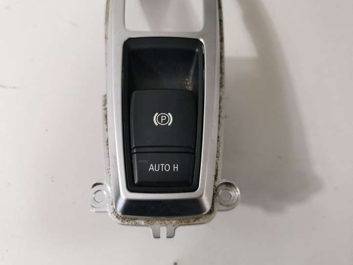 BMW X5 E70 (2006 - 2013)  9148508 Включатель ручного тормоза