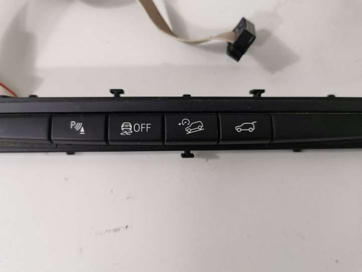 BMW X5 E70 (2006 - 2013)  9208218 Блок переключателей
