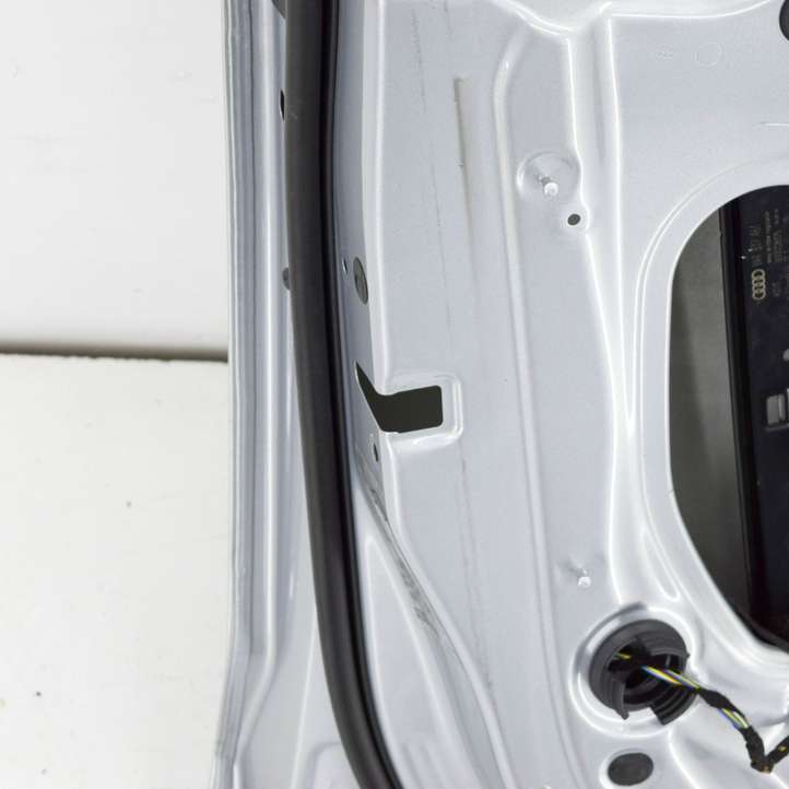 Audi A3/S3 8V (2012 - 2016)  8V3831051B Дверь