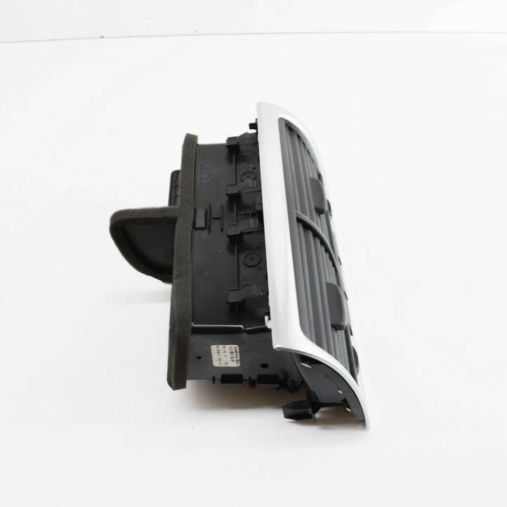 Audi Q7 (2009 - 2015)  4L0820951 Воздушная решётка окна