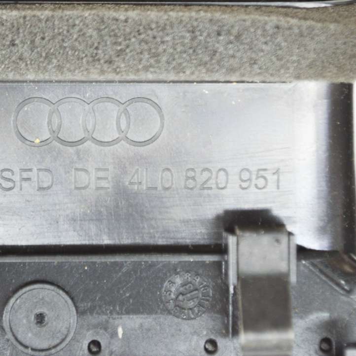 Audi Q7 (2009 - 2015)  4L0820951 Воздушная решётка окна