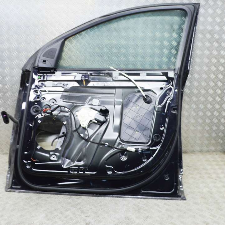 Audi Q7 (2009 - 2015)  4L0831052A Дверь