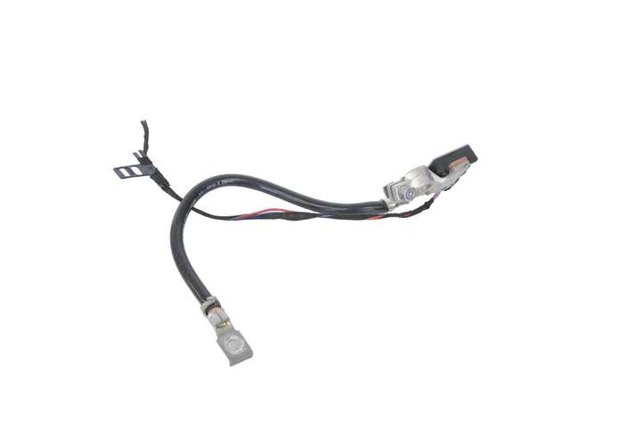 BMW 4 F32 F33 (2013 - 2017)  9322900 Узел подключения плюсовых проводов