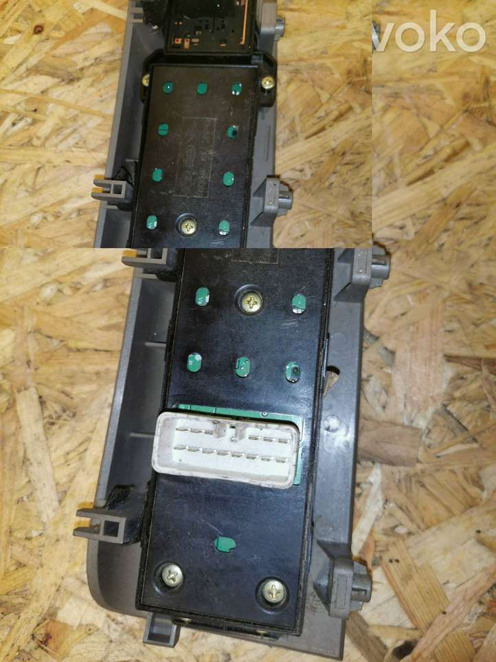 Hyundai Santa Fe (2005 - 2009)  93570-2B140BS Кнопка стеклоподъемников
