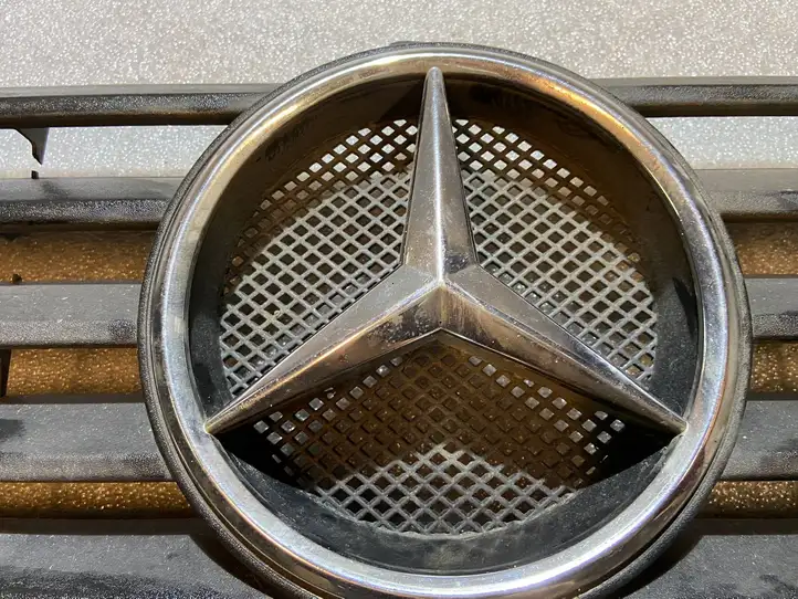 Mercedes-Benz Vito Viano W639 (2003 - 2010) a6388880415 Передняя решетка — фото 4