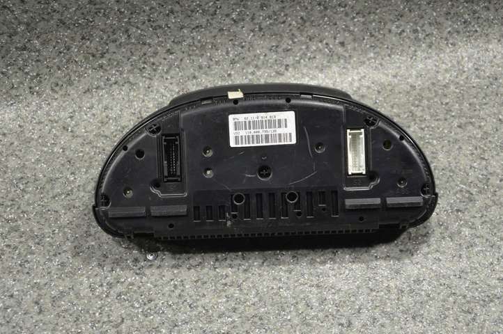 BMW 5 E39 (1996 - 2003)  110008735 Спидометр (приборный щиток)