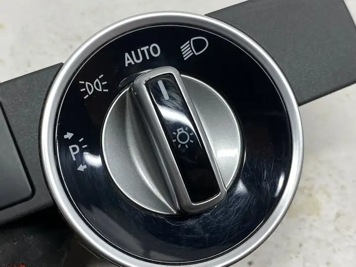 Mercedes-Benz C W204 (2007 - 2014) A2129050551 Включатель фонарей — фото 6