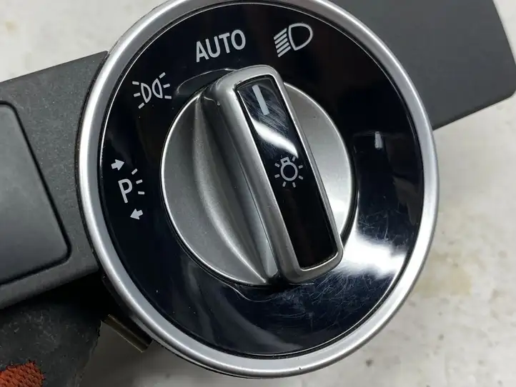 Mercedes-Benz C W204 (2007 - 2014) A2129050551 Включатель фонарей — фото 7