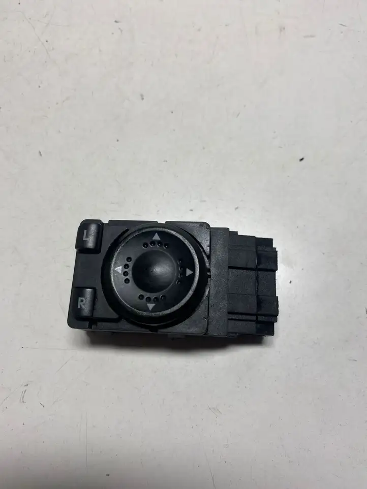 Volkswagen PASSAT B5 (1997 - 2000) 3B1959565 Включатель зеркал — фото 1
