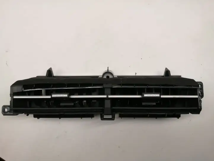 Toyota Prius (XW30) (2009 - 2015) 5568747030 Прочие детали кондиционера — фото 3